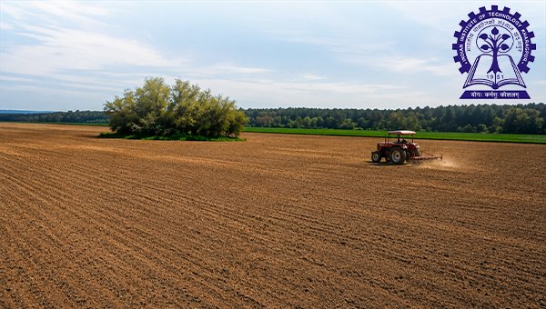Digital soil intelligence overlay on farmland